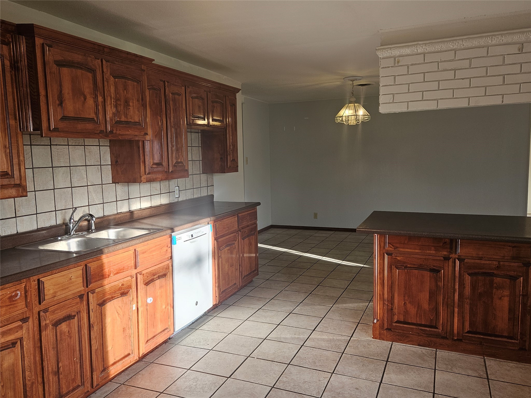 5413 Greenwood Way , North Richland Hills, TX, 76180 | 20916923 | Realty Texas LLC