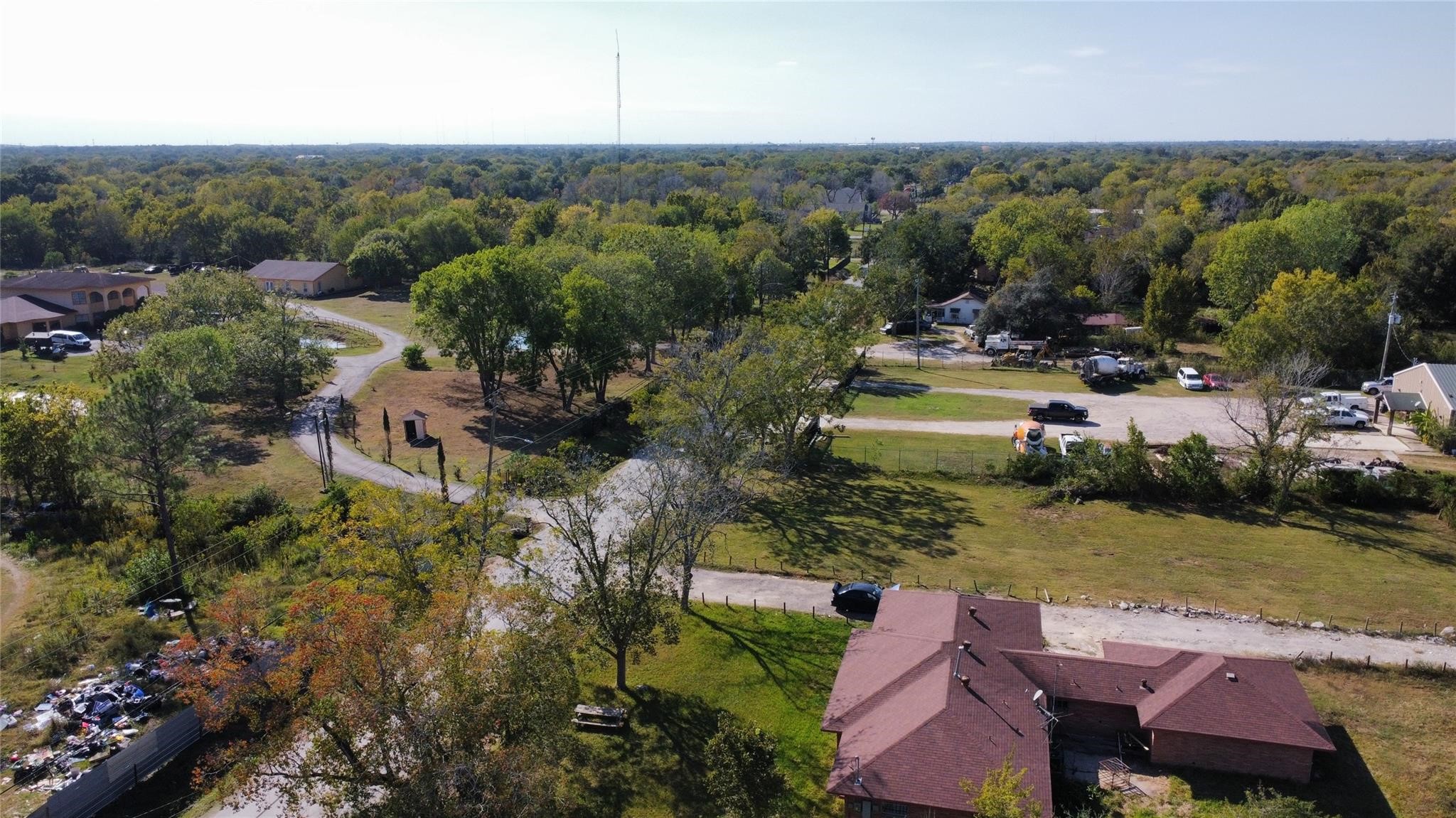 000 South Acres Drive , Houston, TX, 77048 | 60308395 | Realty Texas LLC