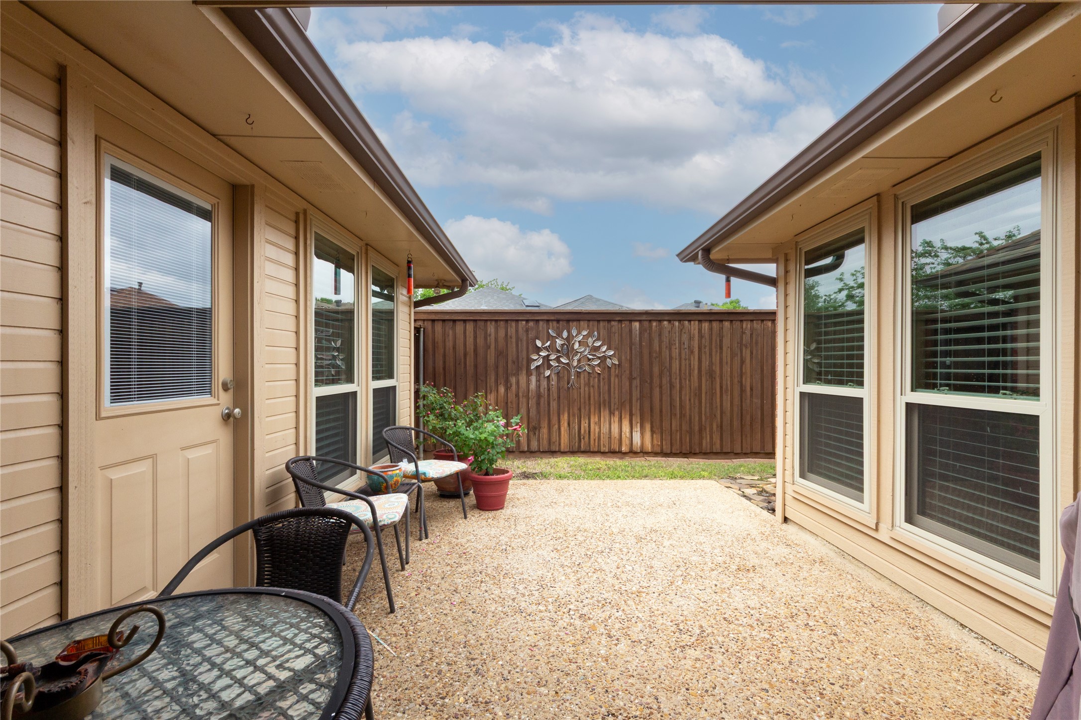 1515 Brighton Drive , Carrollton, TX, 75007 | 20916032 | Realty Texas LLC
