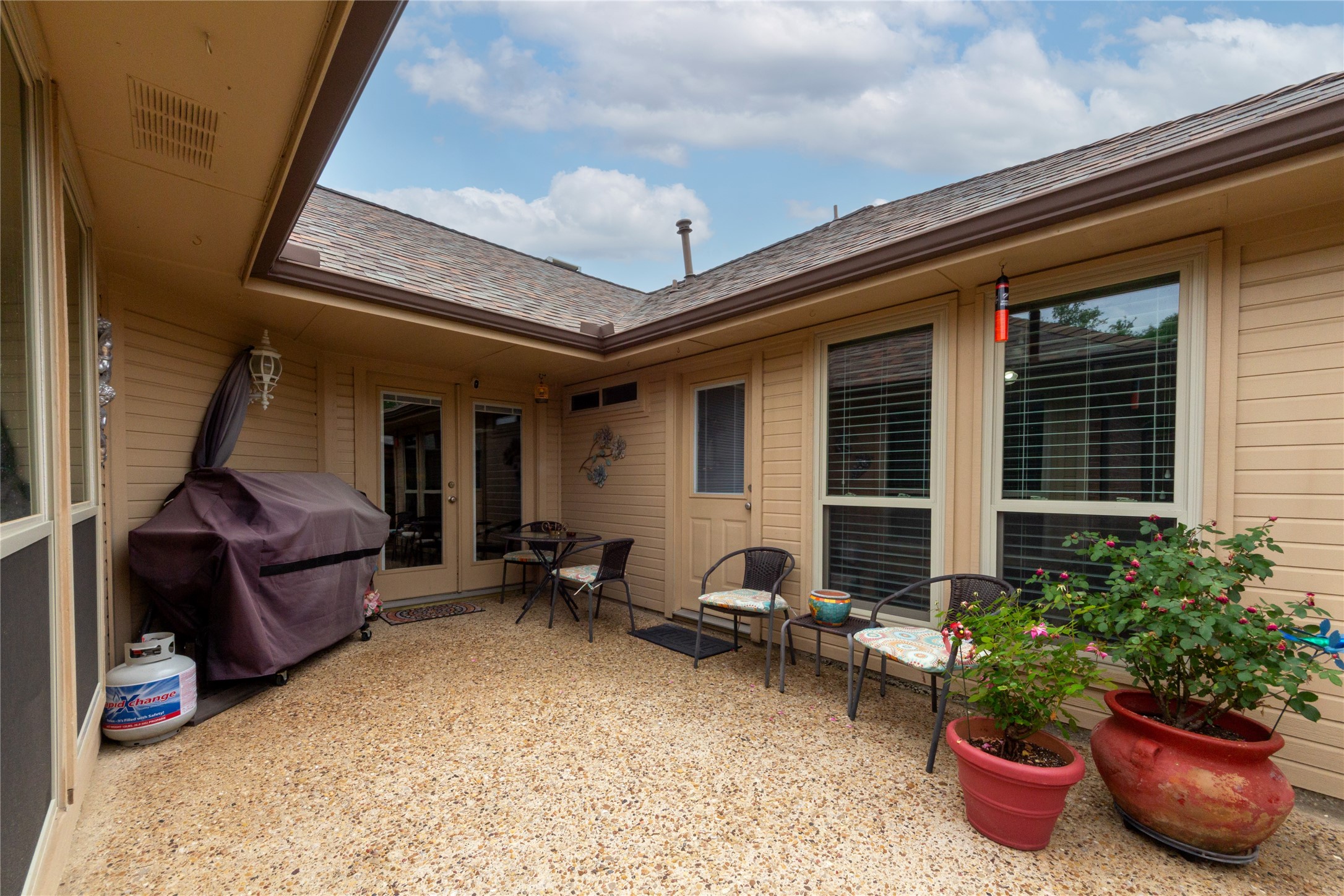 1515 Brighton Drive , Carrollton, TX, 75007 | 20916032 | Realty Texas LLC