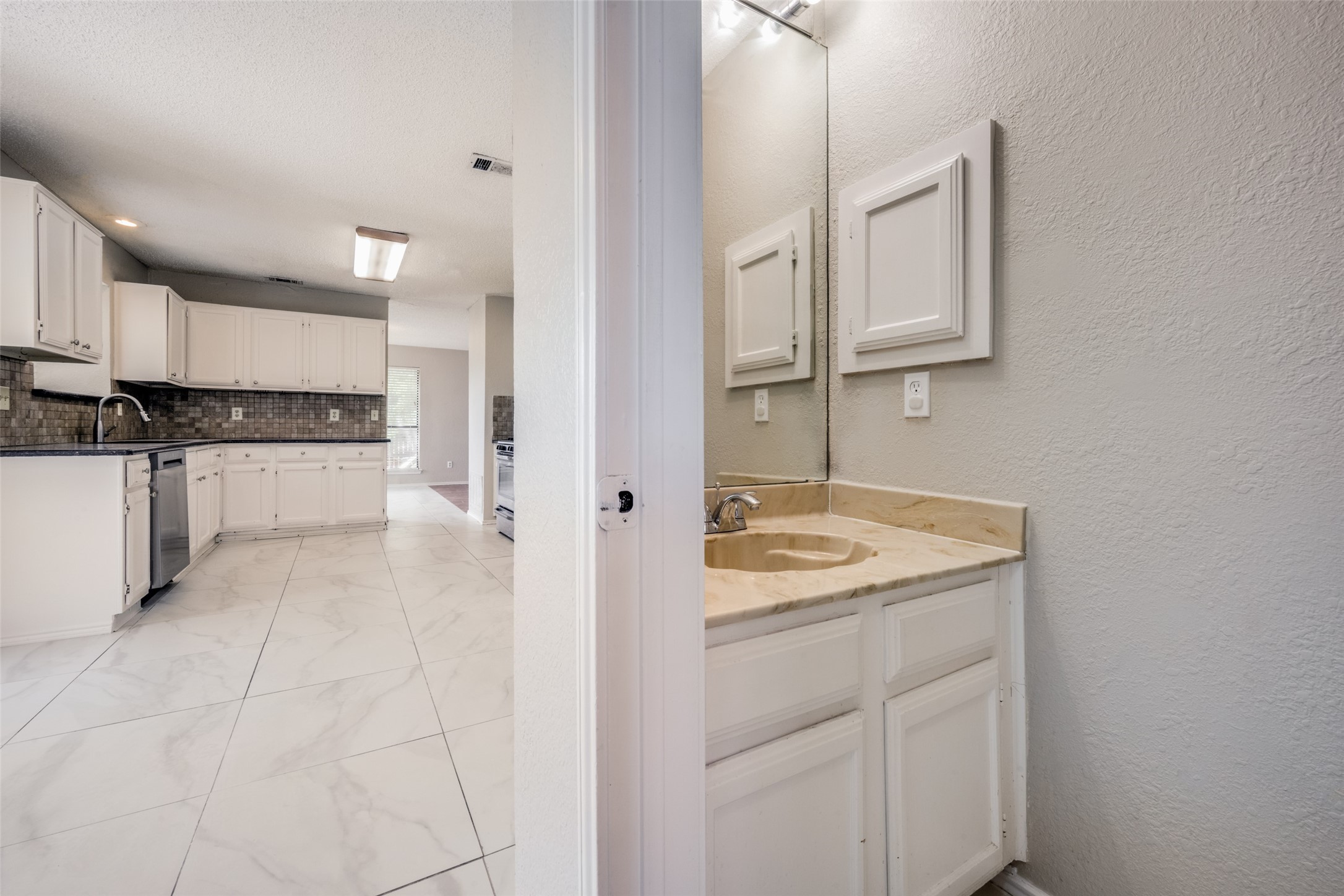 1468 Sedalia Drive , Flower Mound, TX, 75028 | 20917115 | Realty Texas LLC
