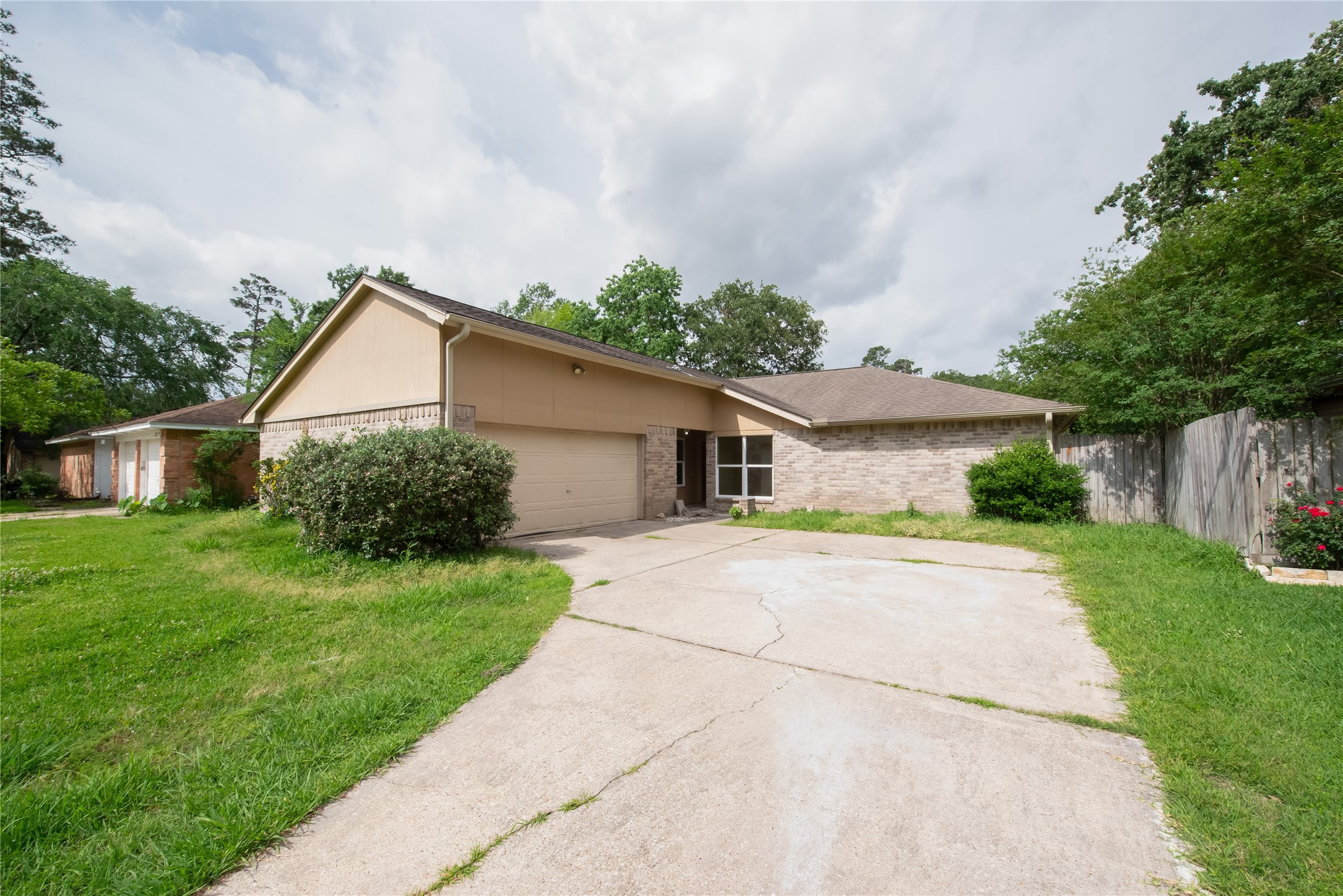 16774 Gleneagle Drive N , Conroe, TX, 77385 | 31369864 | Realty Texas LLC