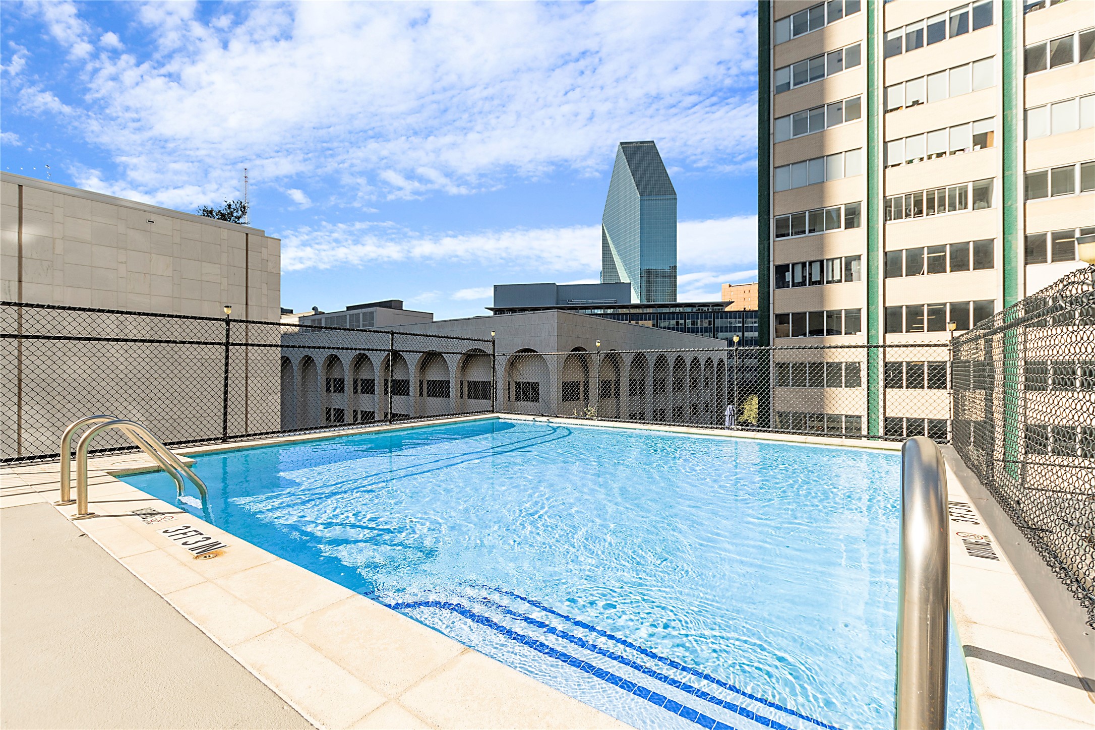1505 Elm Street 303 , Dallas, TX, 75201 | 20917451 | Realty Texas LLC
