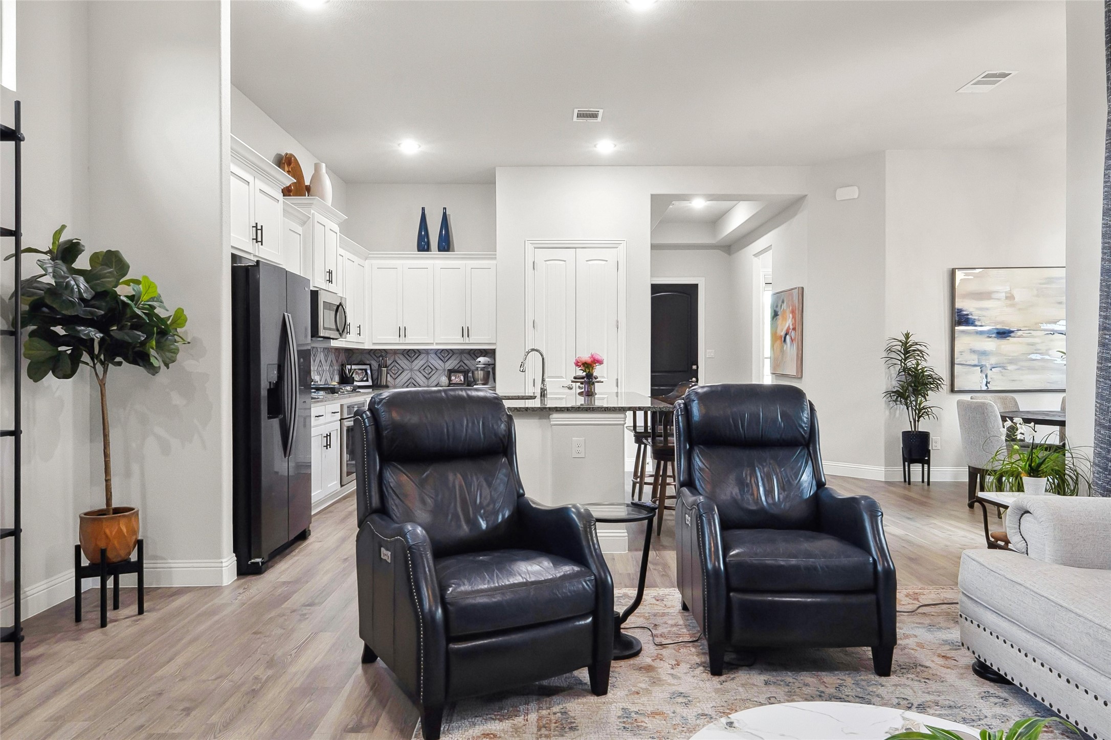 734 Village Green Drive , Argyle, TX, 76226 | 20905520 | Realty Texas LLC