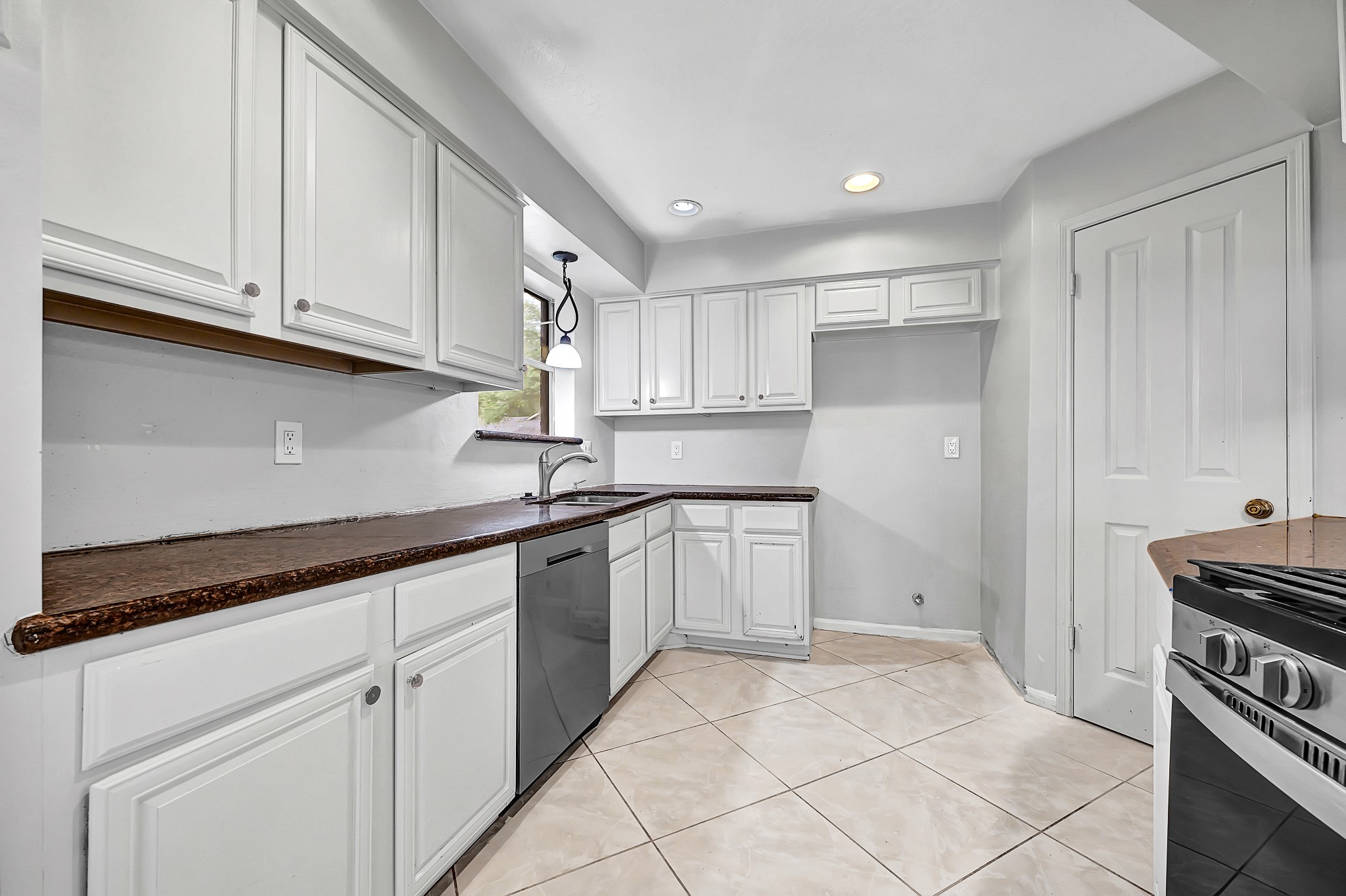 2903 Woodland Grove Drive , Houston, TX, 77339 | 13042613 | Realty Texas LLC