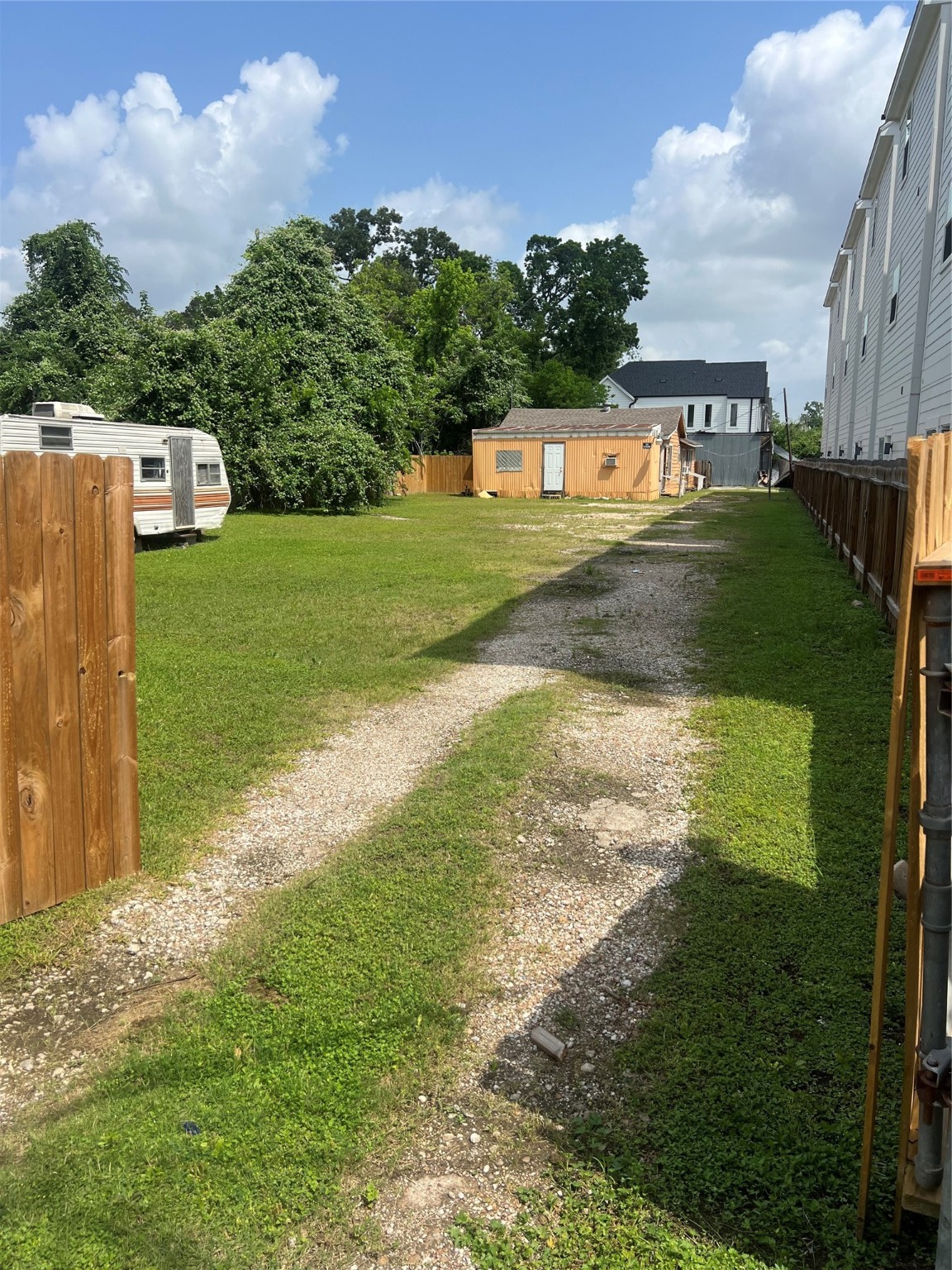 320 Thornton Road, Houston, TX, 77018 | 78767664 | Realty Texas LLC