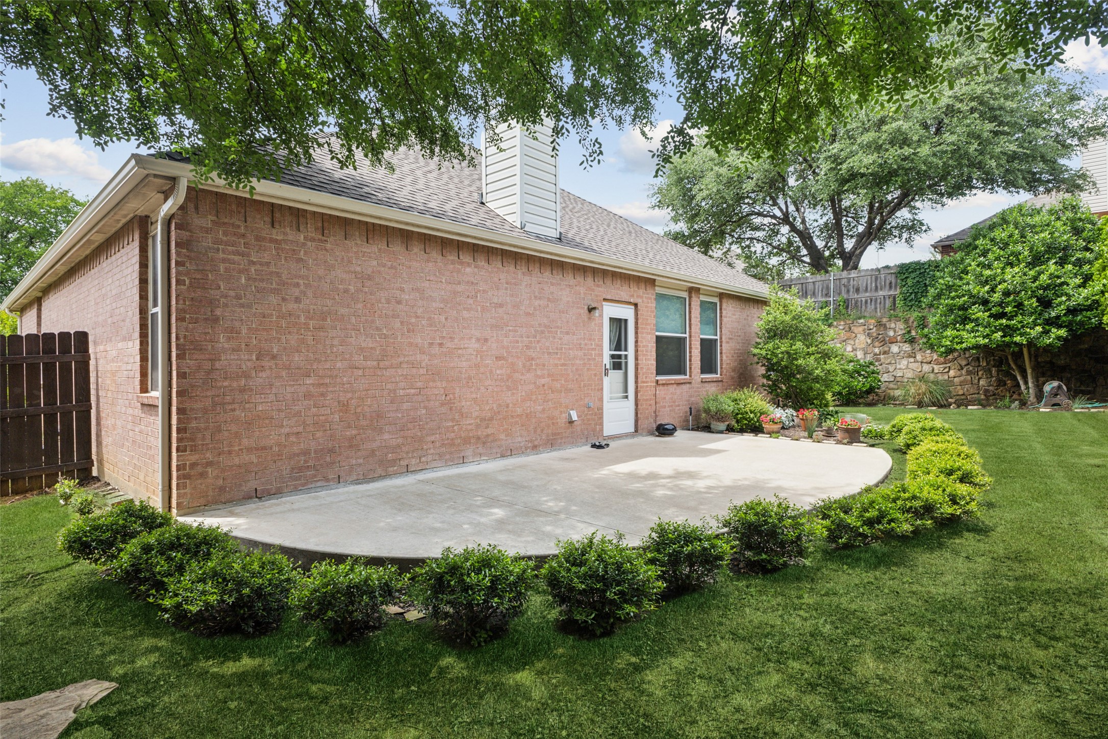 1709 Cliffrose Lane , Lewisville, TX, 75067 | 20911933 | Realty Texas LLC
