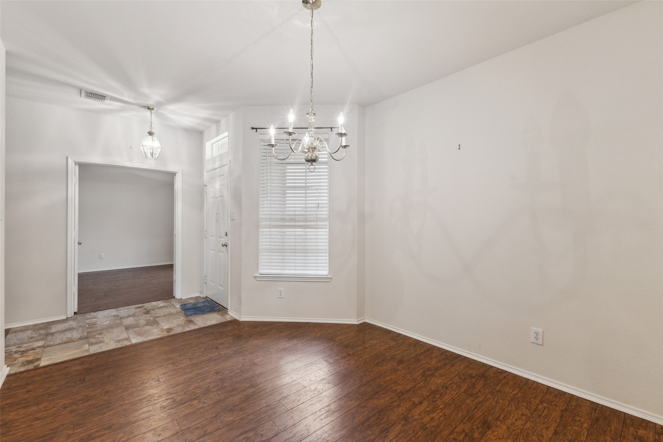 1709 Cliffrose Lane , Lewisville, TX, 75067 | 20911933 | Realty Texas LLC