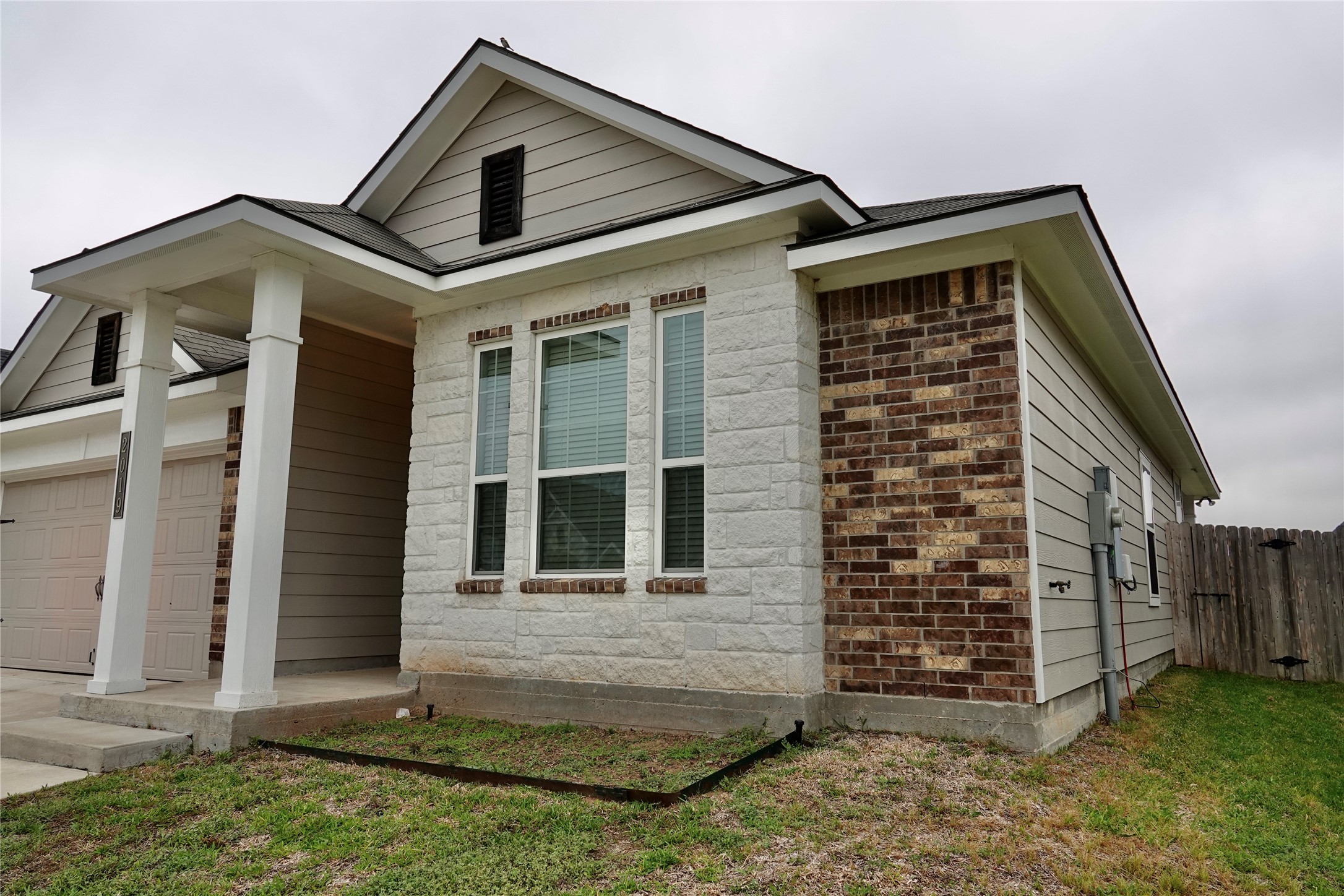 2019 Theresa Drive , Bryan, TX, 77807 | 20918074 | Realty Texas LLC