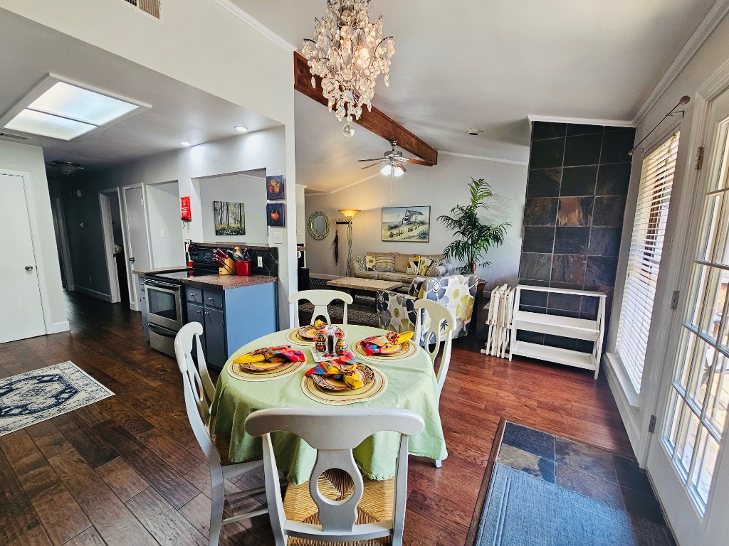 5107 Leralynn Street 304, Austin, TX, 78751 | 1562901 | Realty Texas LLC