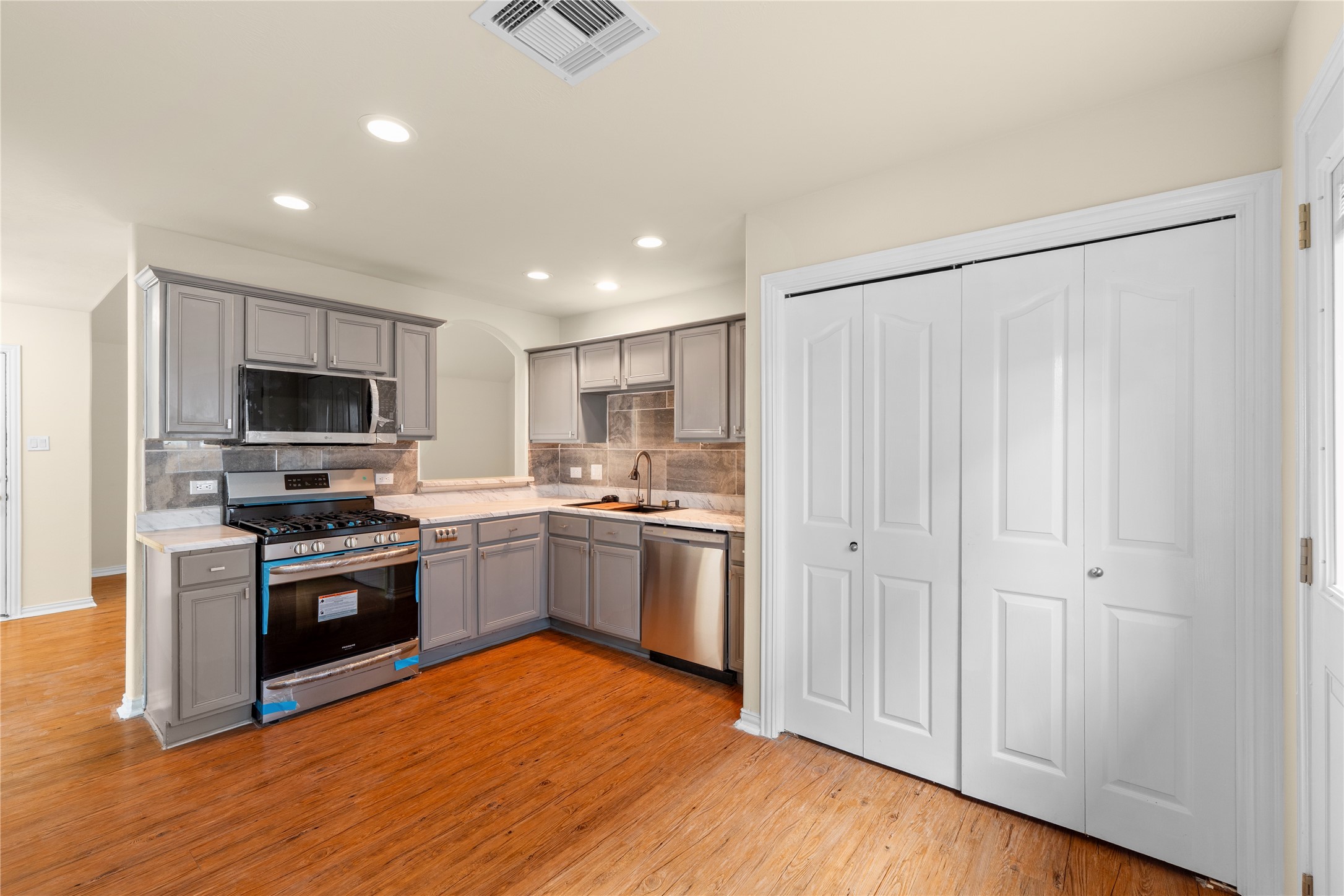 2902 Chaplin Place Drive, Humble, TX, 77396 | 95251611 | Realty Texas LLC