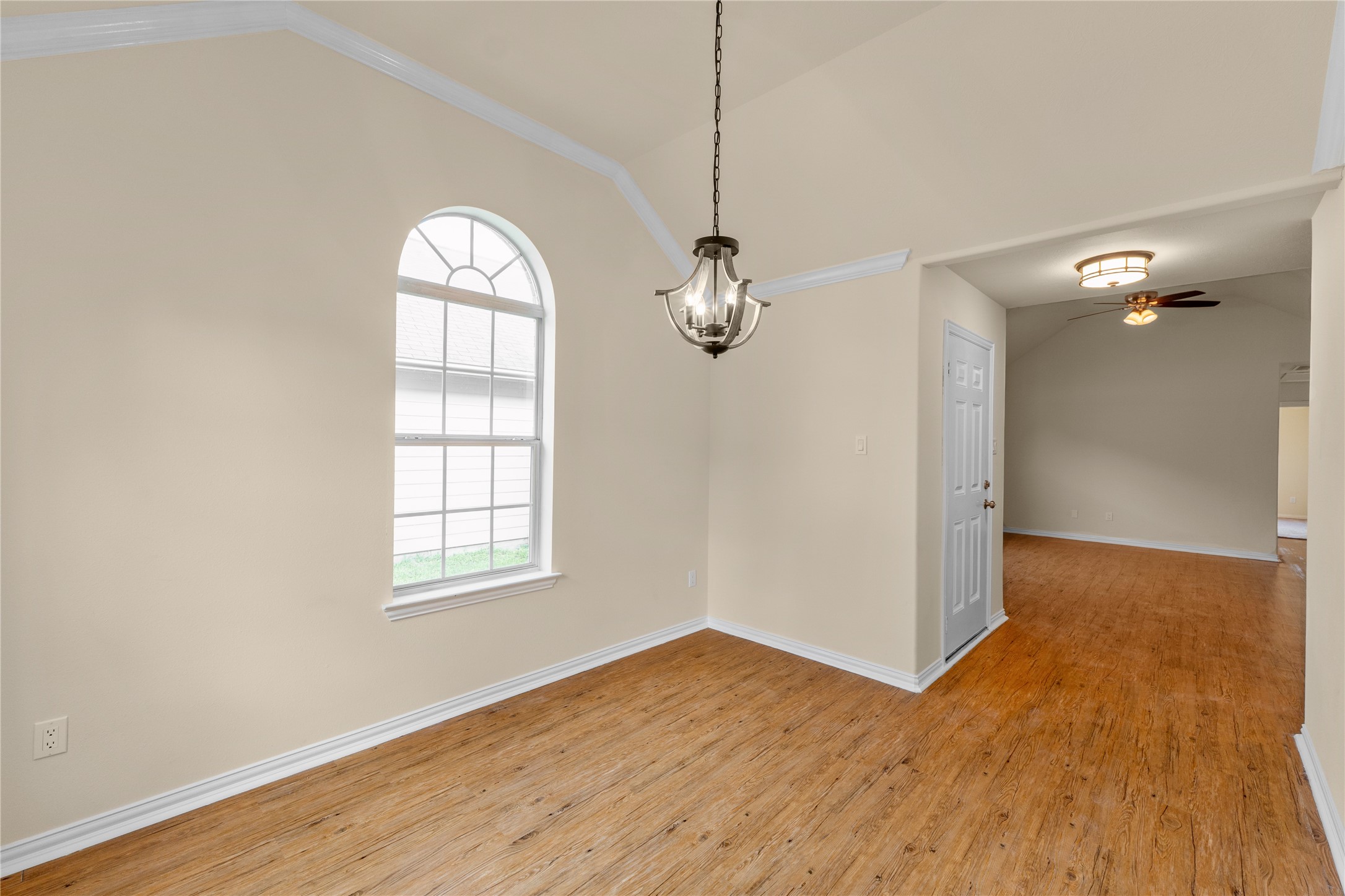 2902 Chaplin Place Drive, Humble, TX, 77396 | 95251611 | Realty Texas LLC