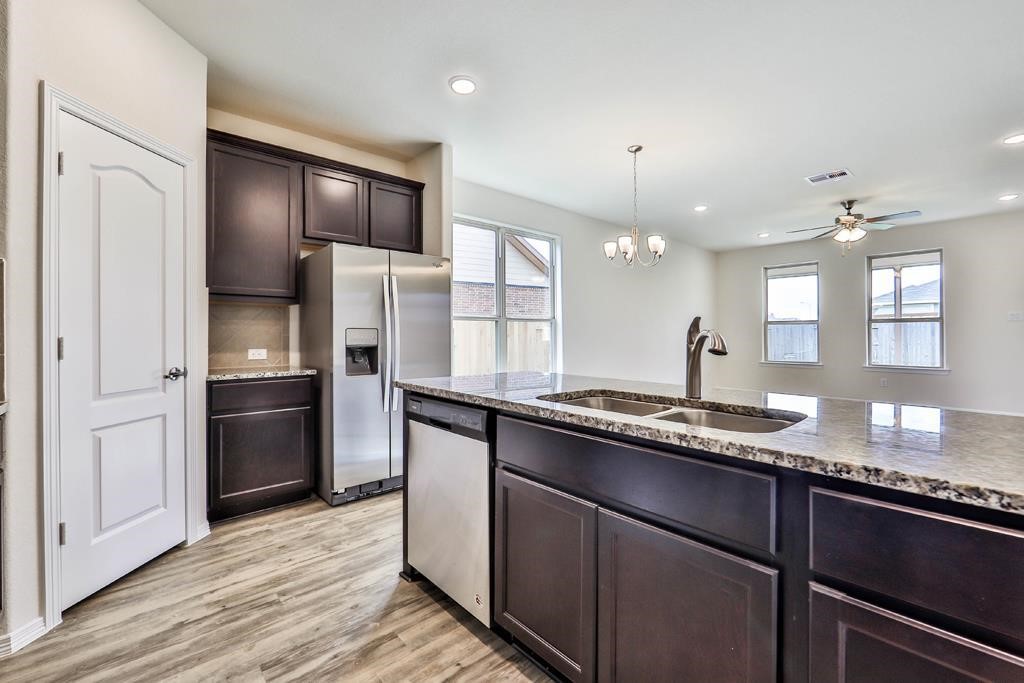 247 Sintra Lake , Rosenberg, TX, 77469 | 25815412 | Realty Texas LLC