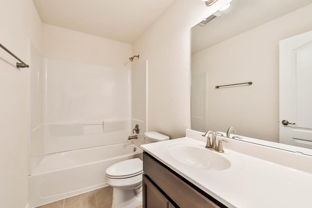 247 Sintra Lake , Rosenberg, TX, 77469 | 25815412 | Realty Texas LLC