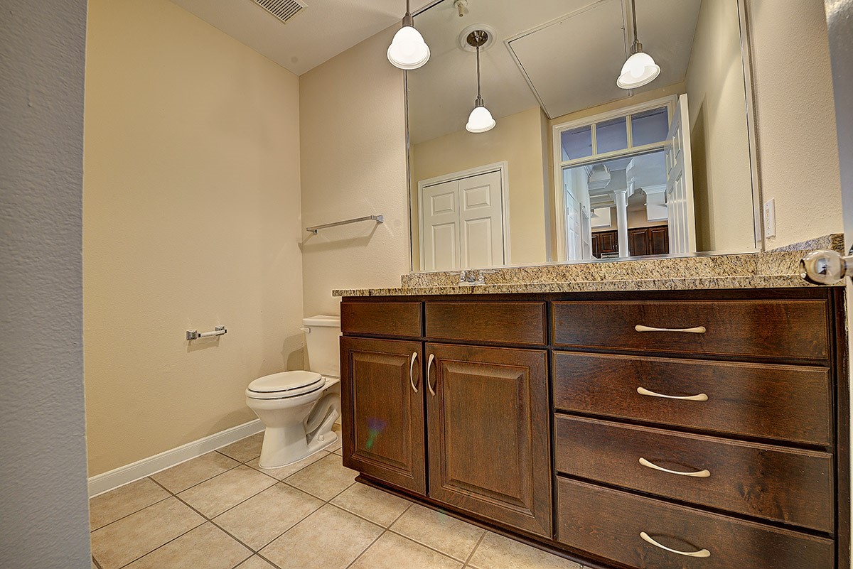 1901 Post Oak Park Drive 13320 , Houston, TX, 77027 | 6393652 | Realty Texas LLC