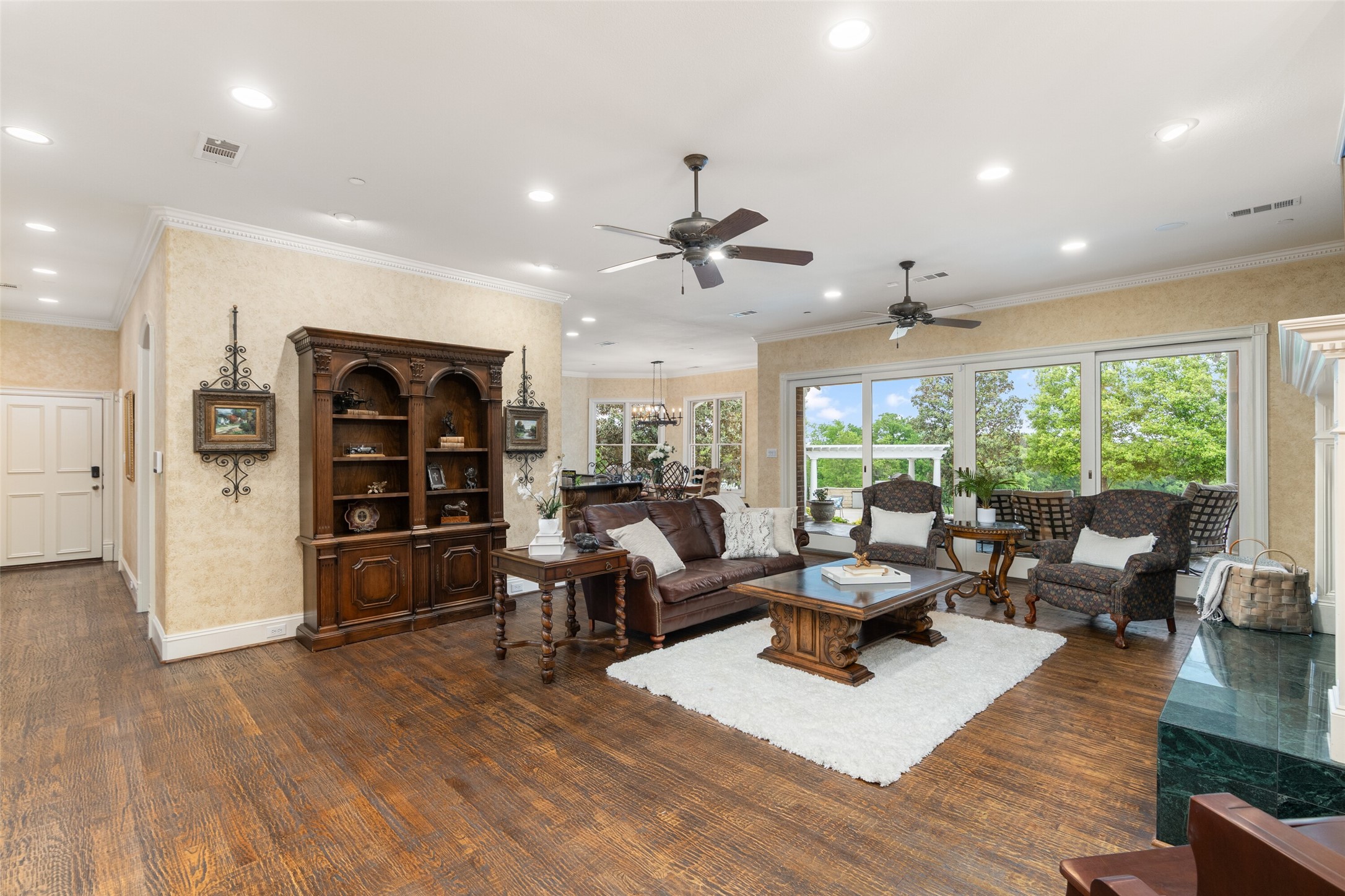 343 E Town East Boulevard , Sunnyvale, TX, 75182 | 20918508 | Realty Texas LLC