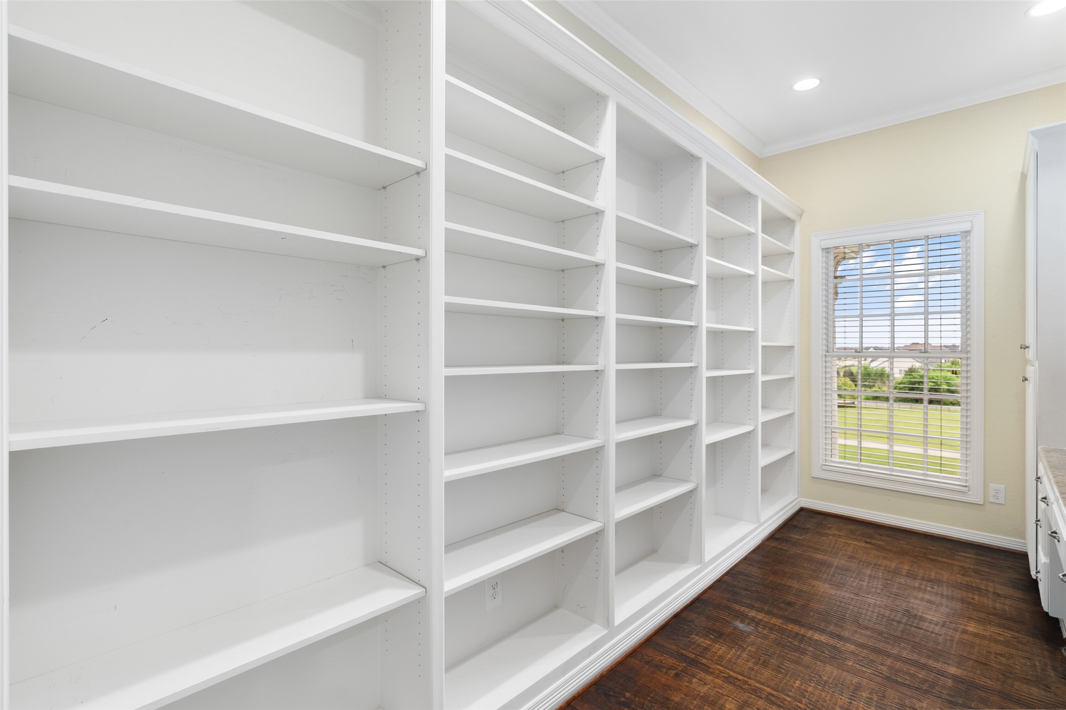 343 E Town East Boulevard , Sunnyvale, TX, 75182 | 20918508 | Realty Texas LLC
