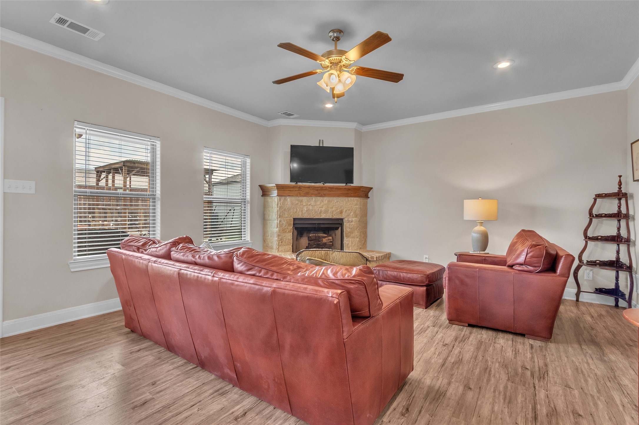 129 Oak Springs Loop , Mabank, TX, 75147 | 20918625 | Realty Texas LLC