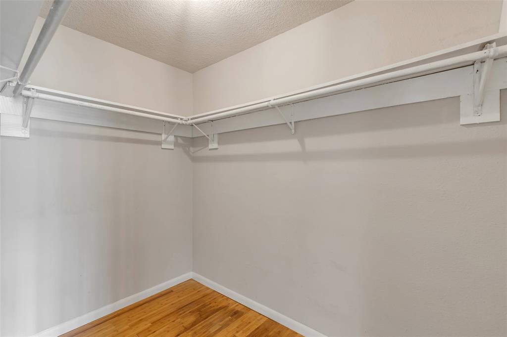 1601 Faro Drive 304 , Austin, TX, 78741 | 7129711 | Realty Texas LLC