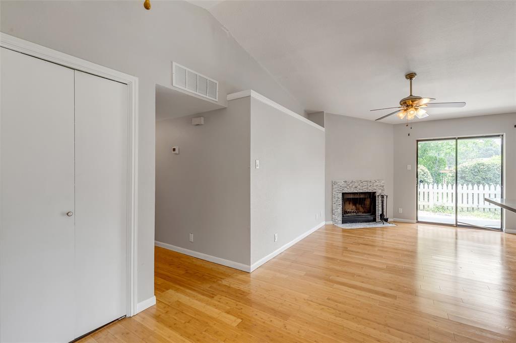 1601 Faro Drive 304 , Austin, TX, 78741 | 7129711 | Realty Texas LLC