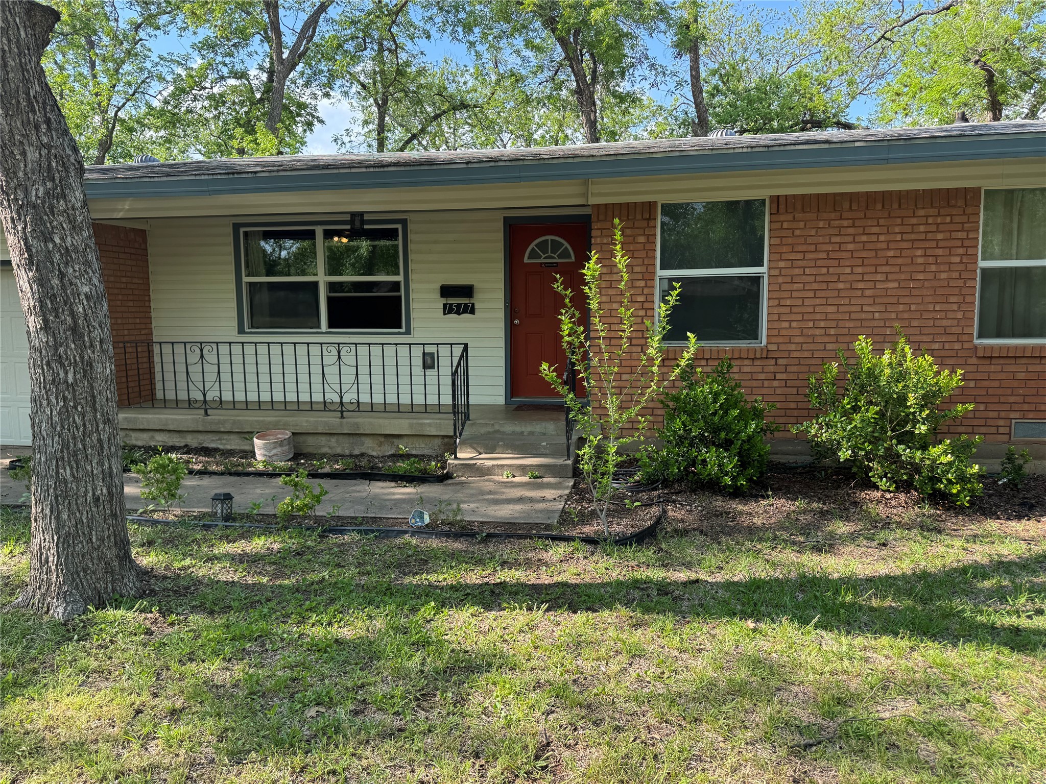 1517 Larkspur Drive , Arlington, TX, 76013 | 20918795 | Realty Texas LLC