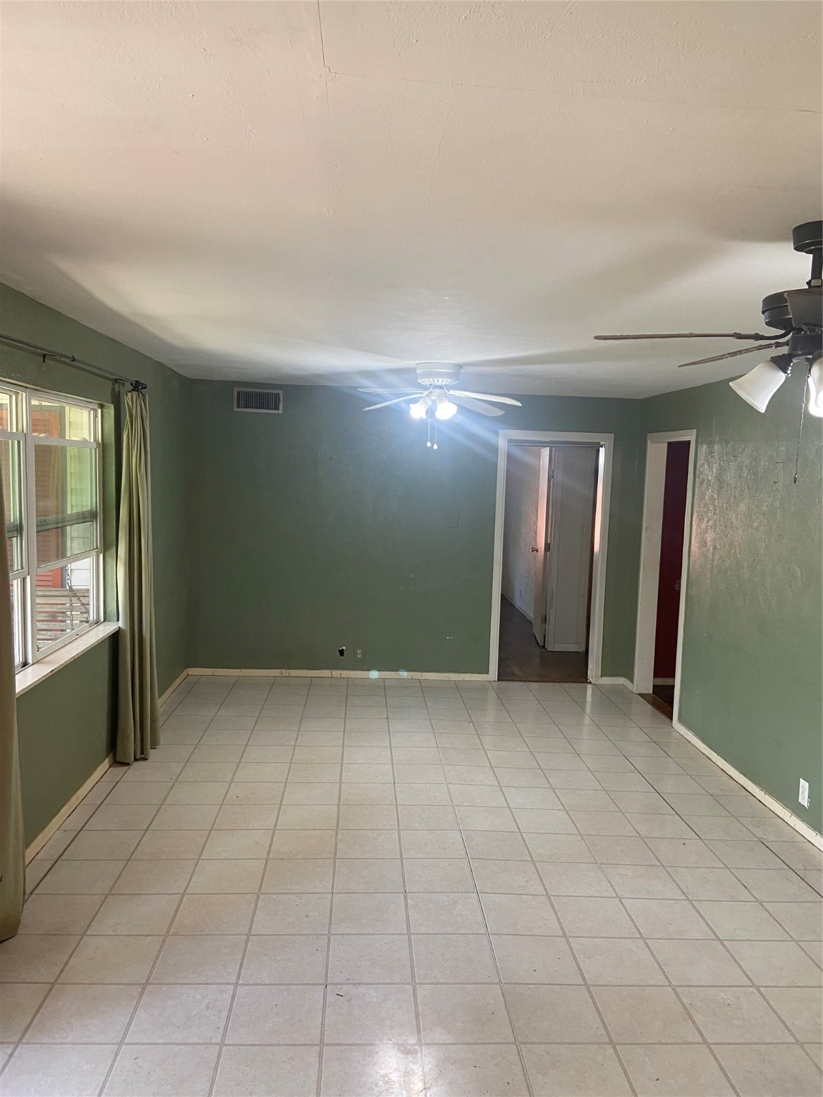 1517 Larkspur Drive , Arlington, TX, 76013 | 20918795 | Realty Texas LLC