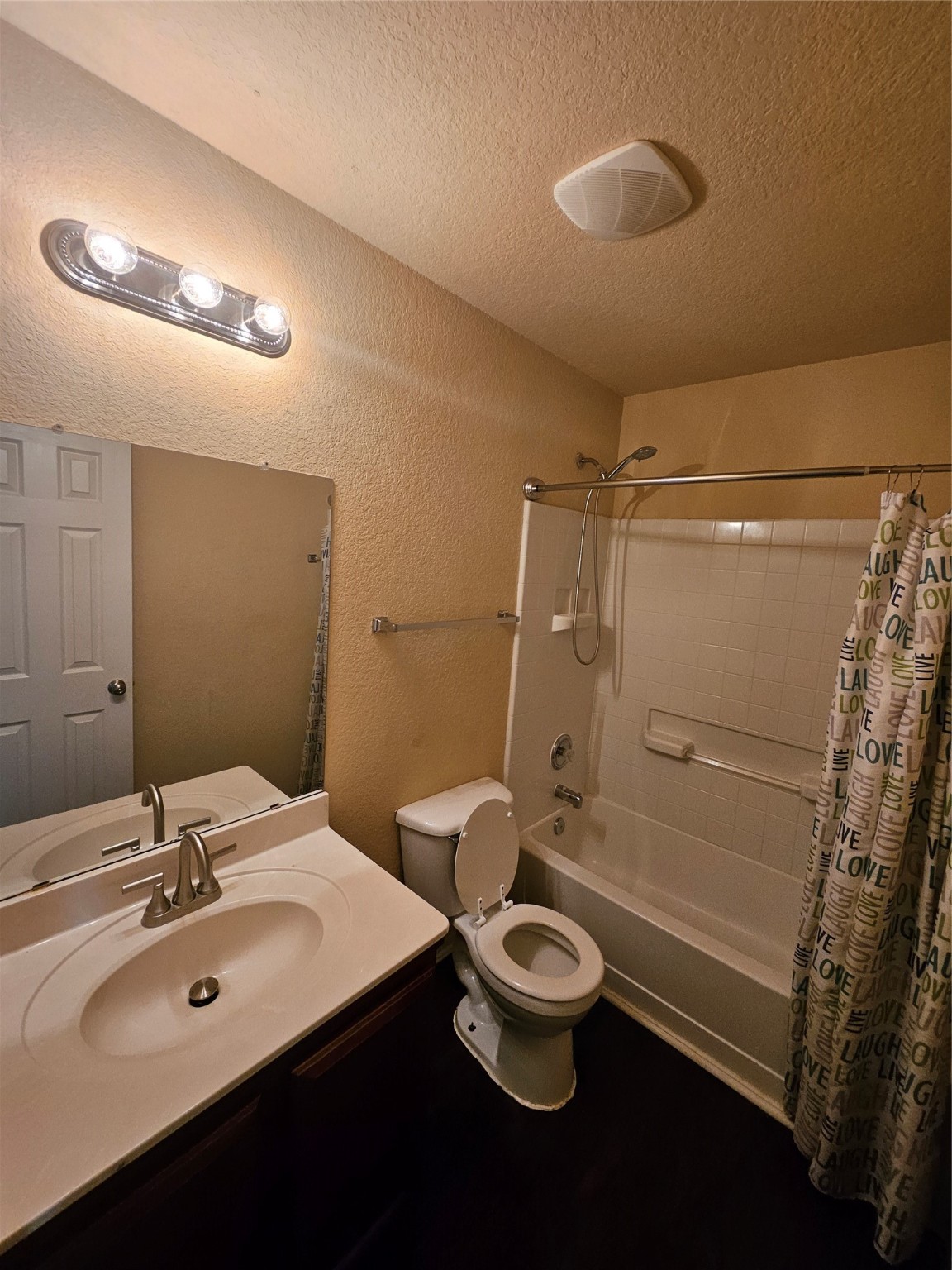 352 Dakota Ridge Drive , Fort Worth, TX, 76134 | 20918859 | Realty Texas LLC