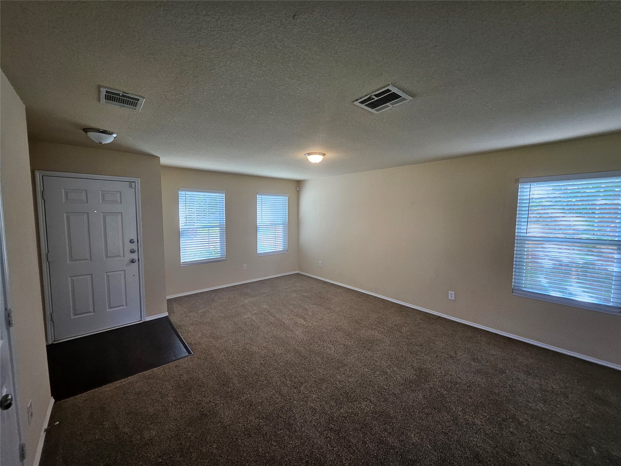 352 Dakota Ridge Drive , Fort Worth, TX, 76134 | 20918859 | Realty Texas LLC