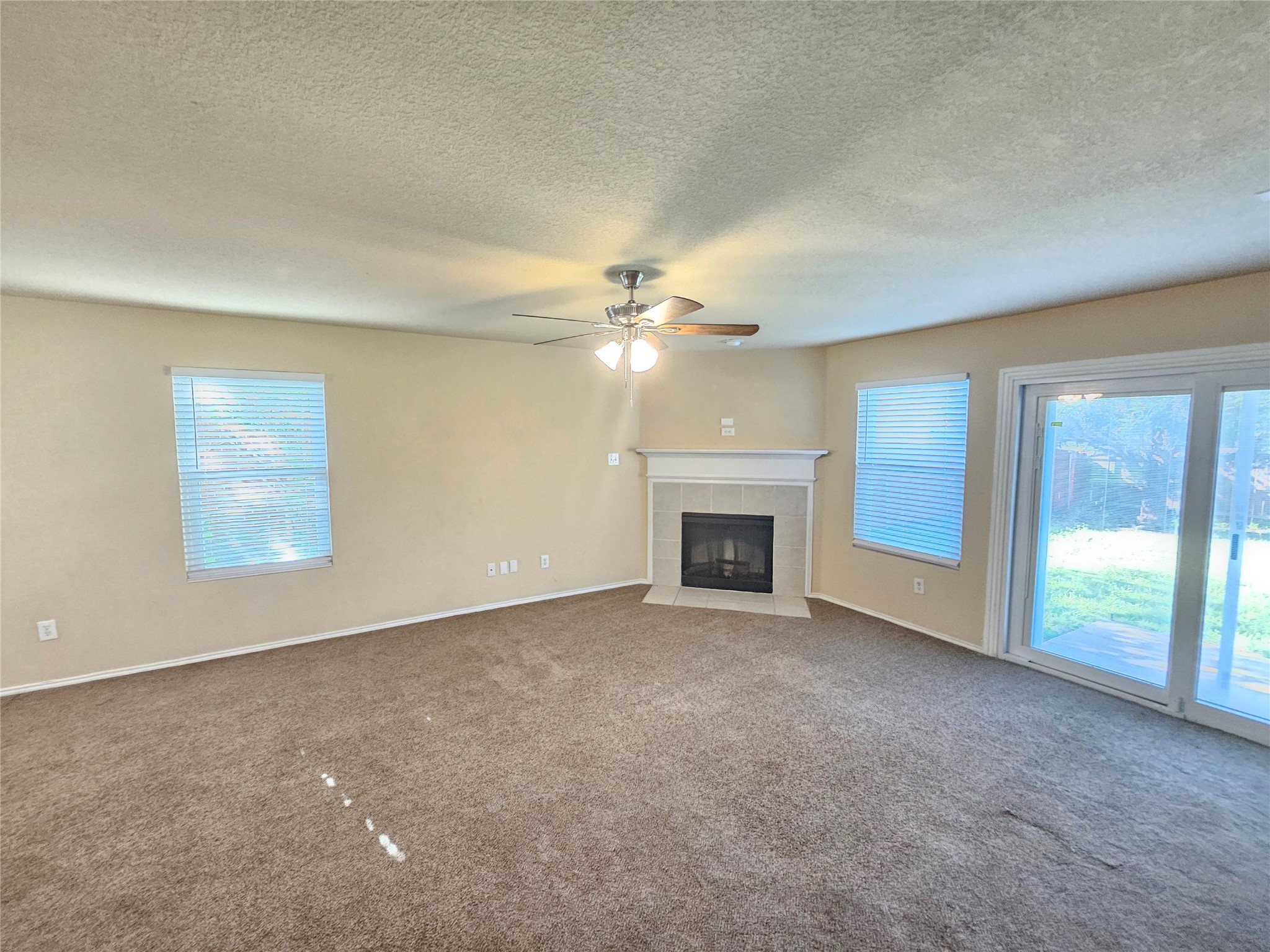 352 Dakota Ridge Drive , Fort Worth, TX, 76134 | 20918859 | Realty Texas LLC
