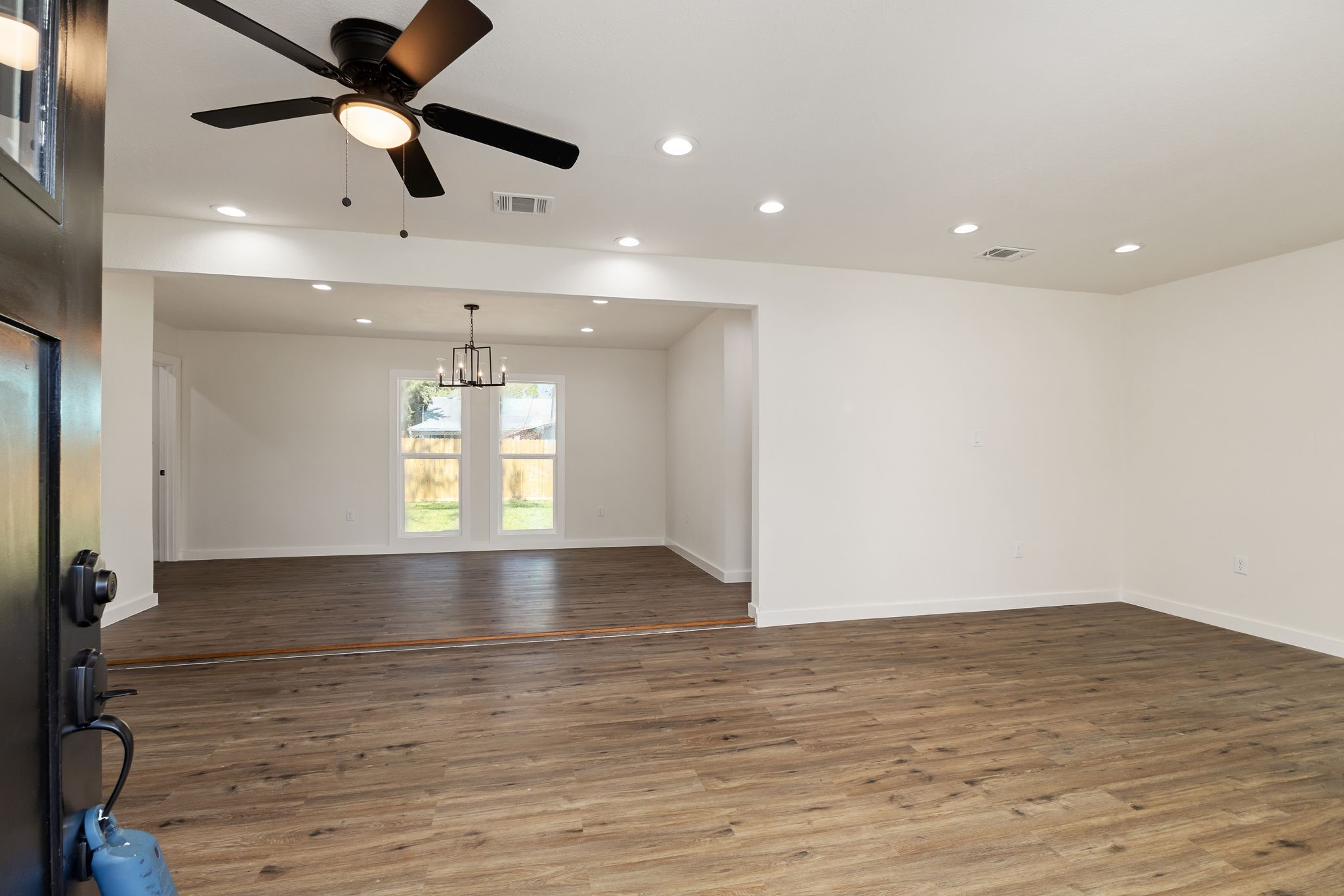 100 Harvey Avenue , Baytown, TX, 77520 | 78890452 | Realty Texas LLC