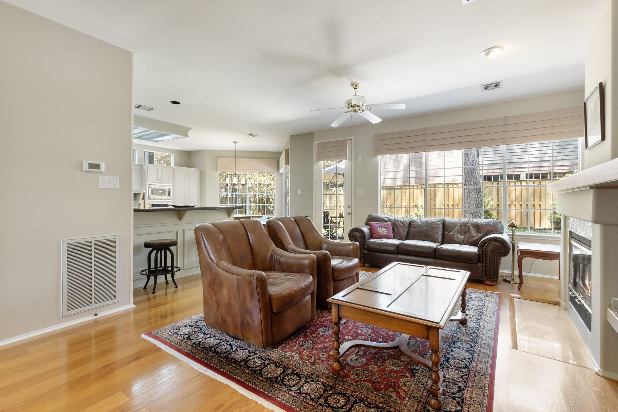 21 Treescape Circle , The Woodlands, TX, 77381 | 91166702 | Realty Texas LLC