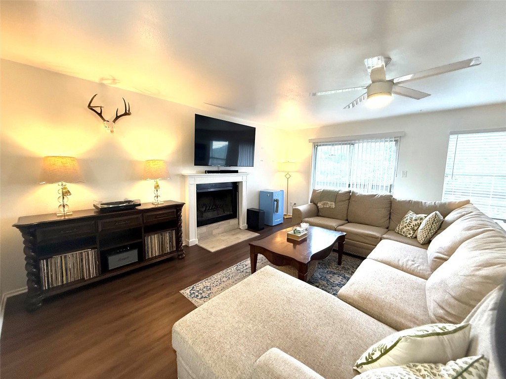 1709 Wild Basin Ledge B , Austin, TX, 78746 | 4689774 | Realty Texas LLC