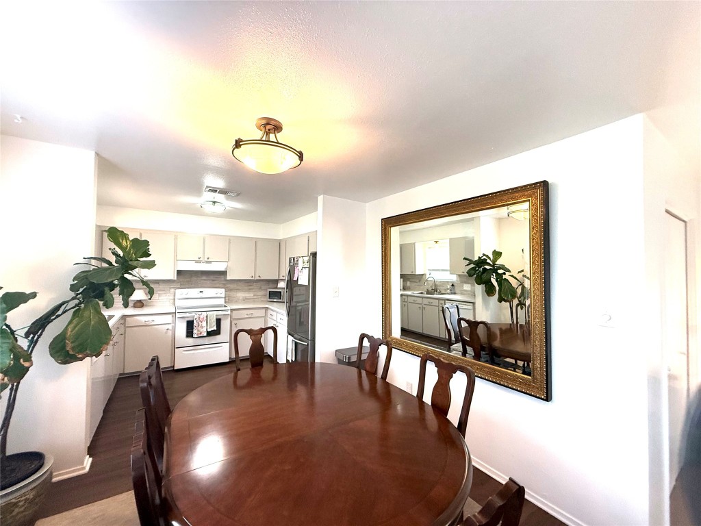 1709 Wild Basin Ledge B , Austin, TX, 78746 | 4689774 | Realty Texas LLC