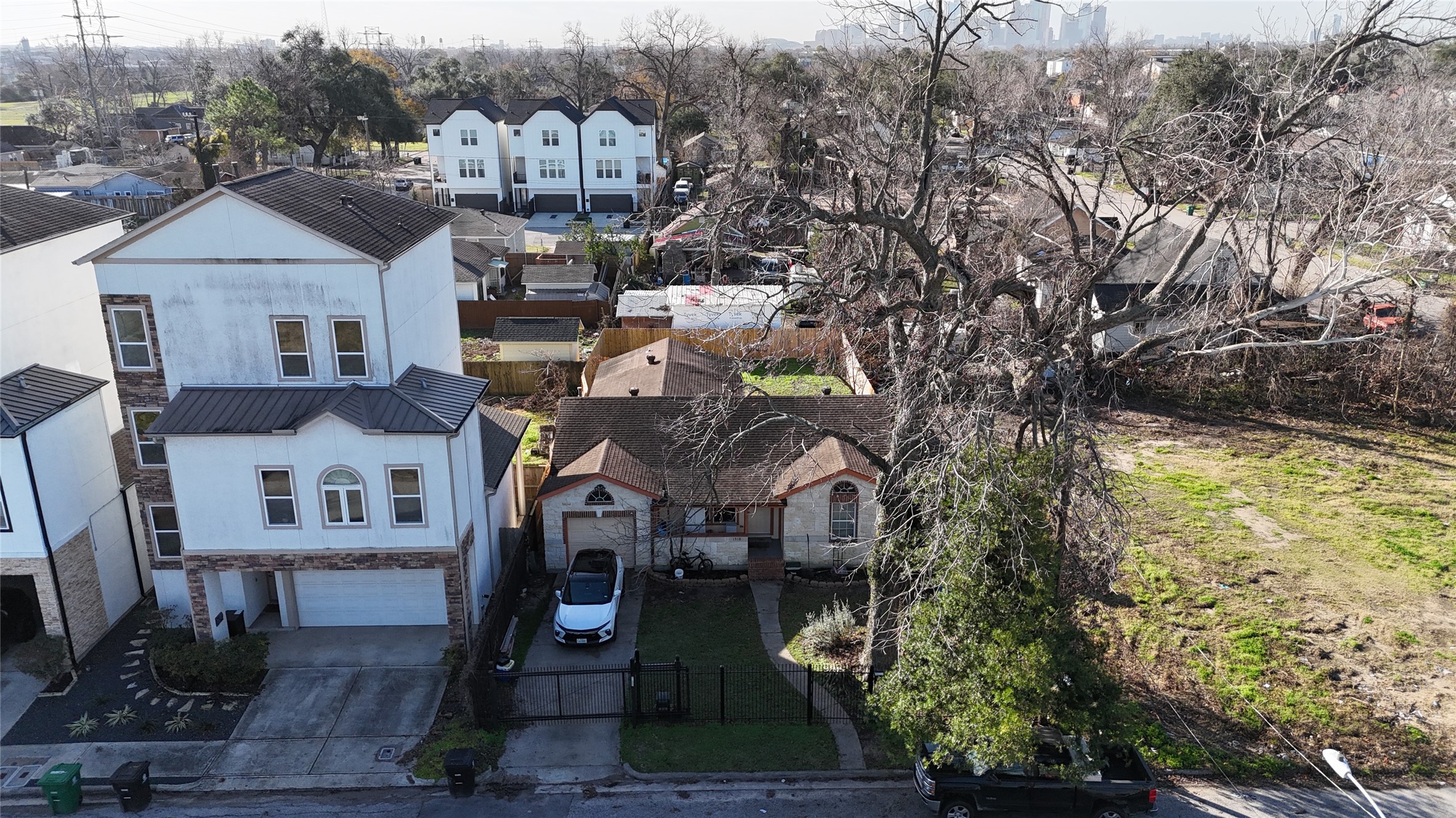 1510 Tarley Street , Houston, TX, 77009 | 54798221 | Realty Texas LLC