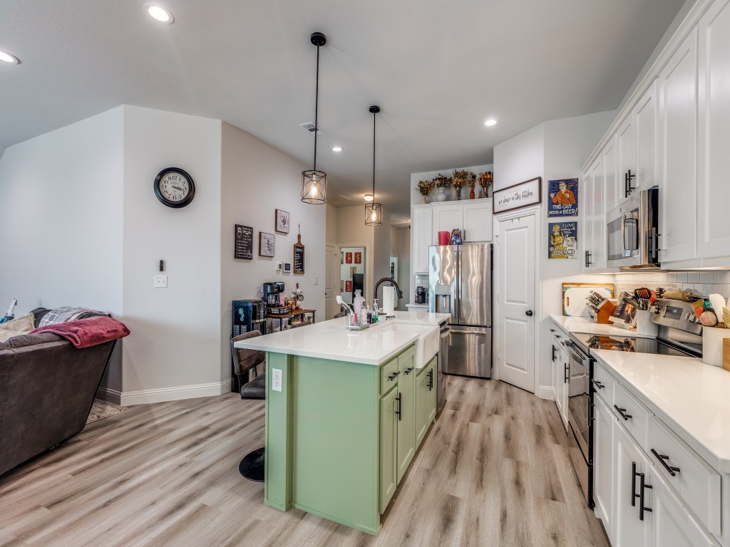 328 Bronco Drive , Pilot Point, TX, 76258 | 20918486 | Realty Texas LLC