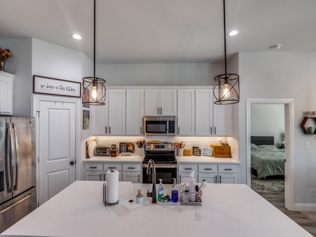 328 Bronco Drive , Pilot Point, TX, 76258 | 20918486 | Realty Texas LLC