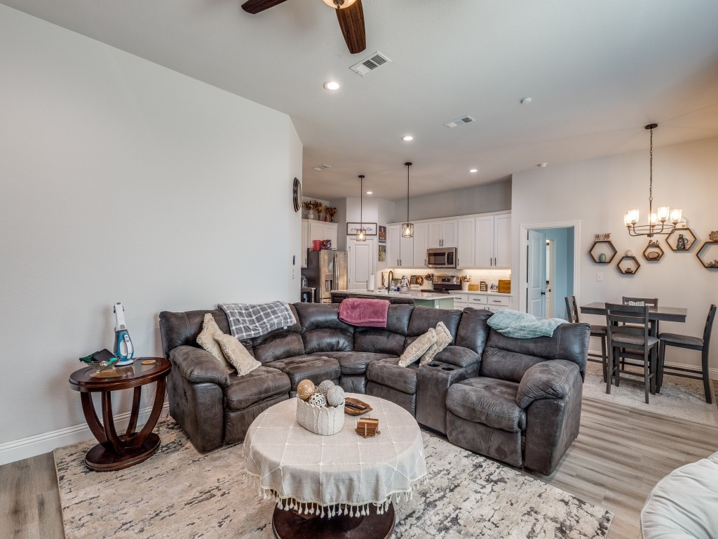 328 Bronco Drive , Pilot Point, TX, 76258 | 20918486 | Realty Texas LLC