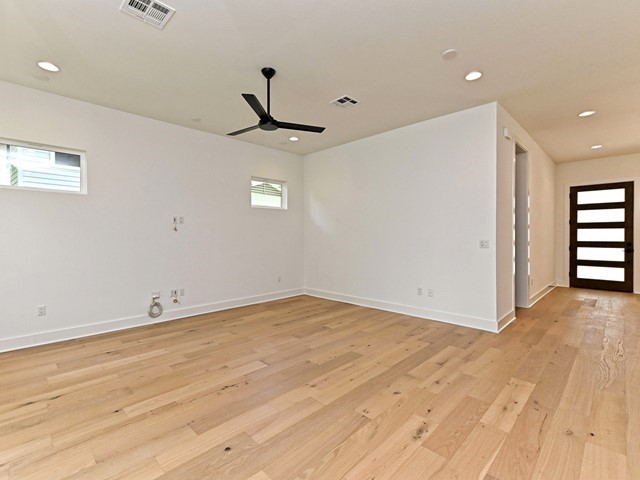 8501 Rockwood Lane , Austin, TX, 78757 | 6450180 | Realty Texas LLC