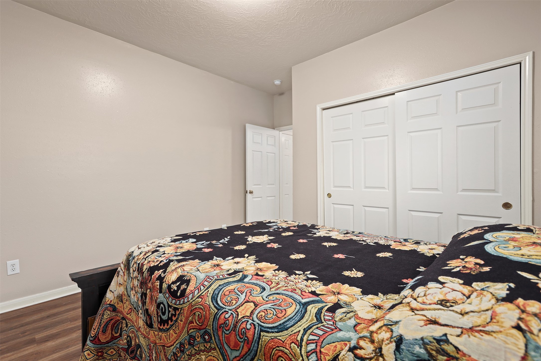 3221 Scenic Shore Drive , Seabrook, TX, 77586 | 92077056 | Realty Texas LLC