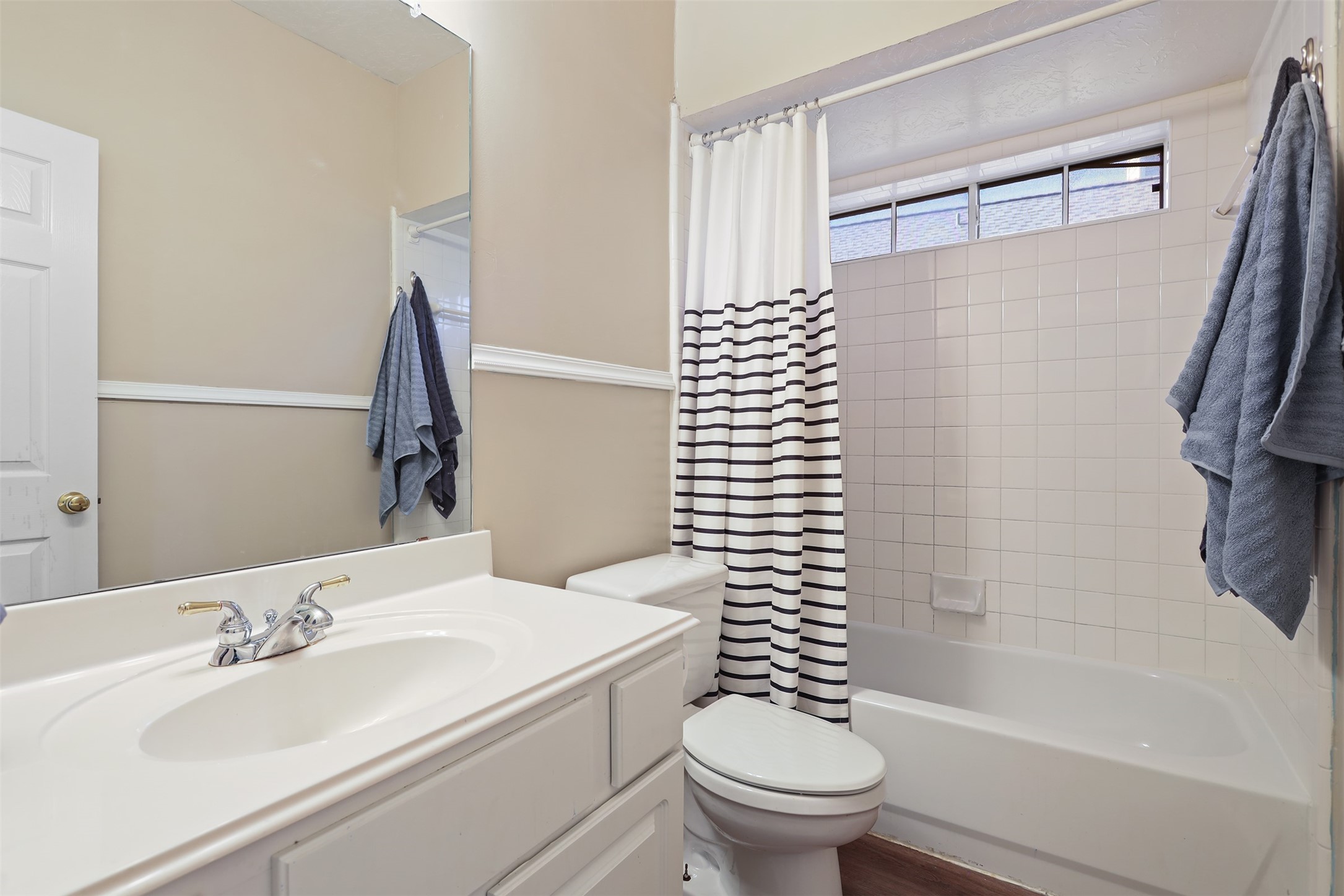 3221 Scenic Shore Drive , Seabrook, TX, 77586 | 92077056 | Realty Texas LLC