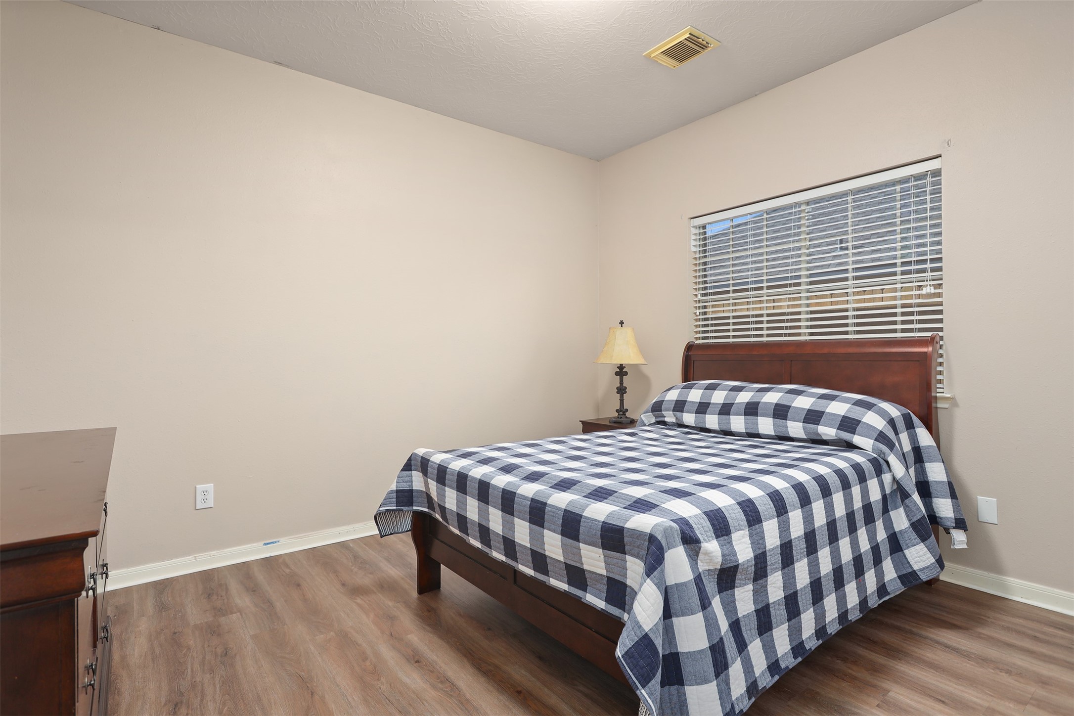 3221 Scenic Shore Drive , Seabrook, TX, 77586 | 92077056 | Realty Texas LLC