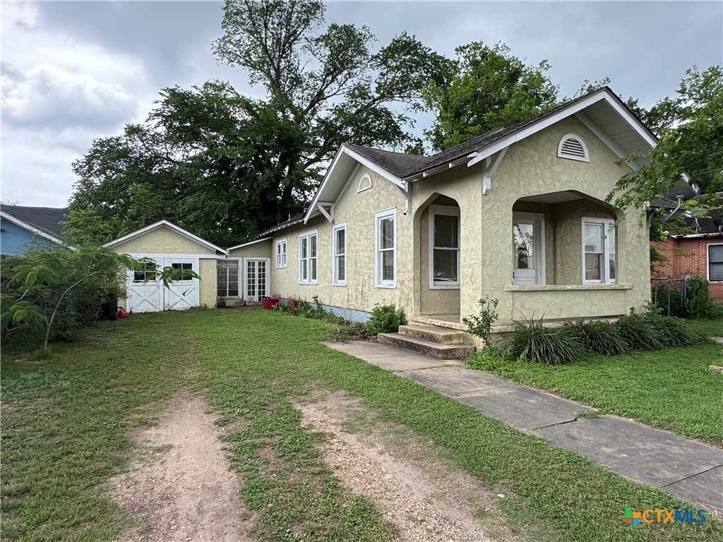 507 N Gonzales Street , Cuero, TX, 77954 | 577887 | Realty Texas LLC