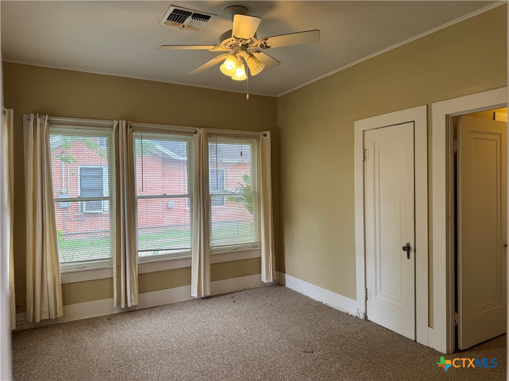 507 N Gonzales Street , Cuero, TX, 77954 | 577887 | Realty Texas LLC