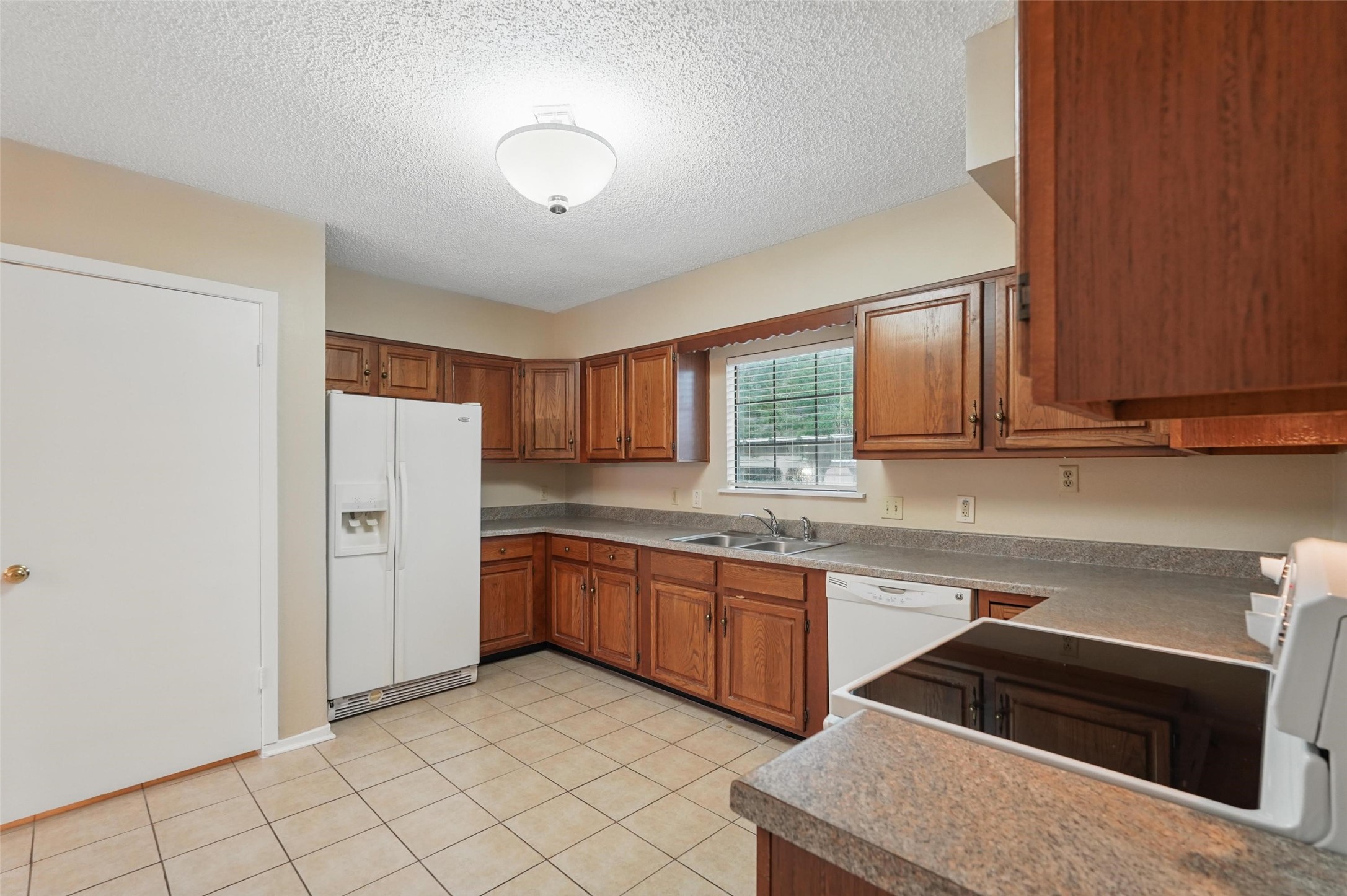 7515 Highmont Street A , Dallas, TX, 75230 | 20919913 | Realty Texas LLC