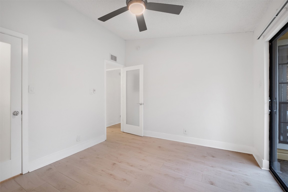 1601 Faro Drive 2003 , Austin, TX, 78741 | 6946909 | Realty Texas LLC