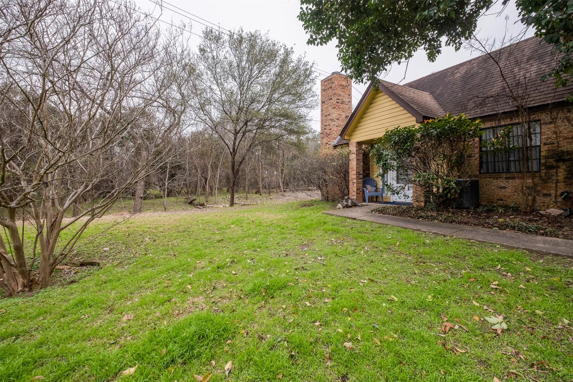 1601 Faro Drive 2003 , Austin, TX, 78741 | 6946909 | Realty Texas LLC