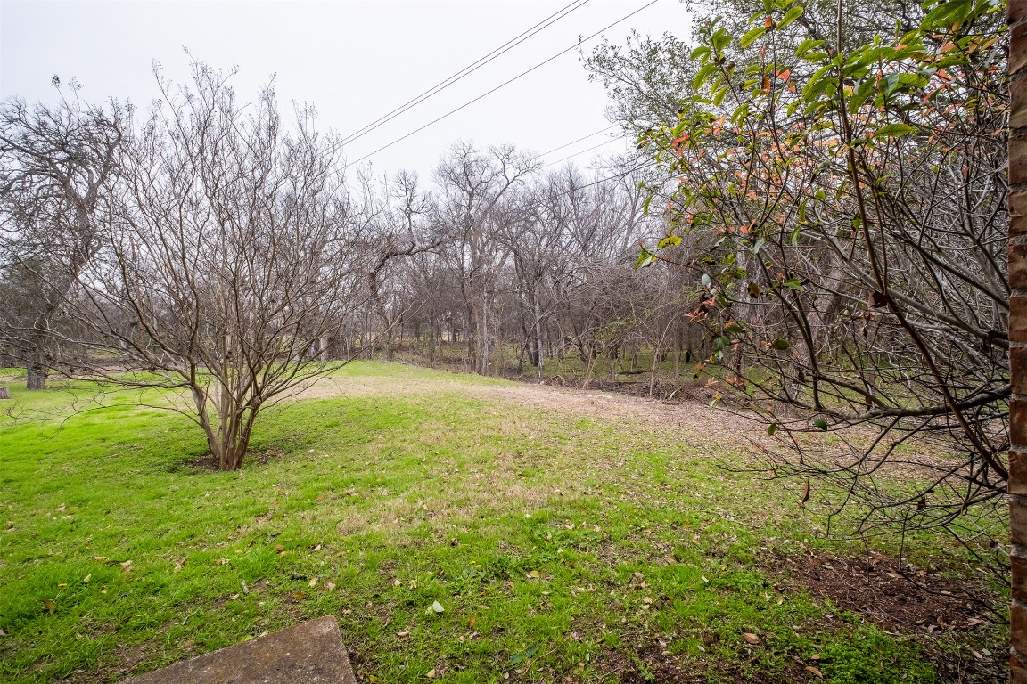 1601 Faro Drive 2003 , Austin, TX, 78741 | 6946909 | Realty Texas LLC