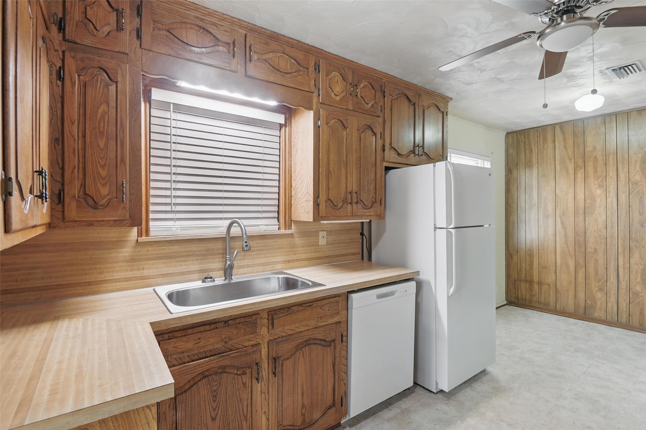 906 Caladium Drive , Mesquite, TX, 75149 | 20920178 | Realty Texas LLC