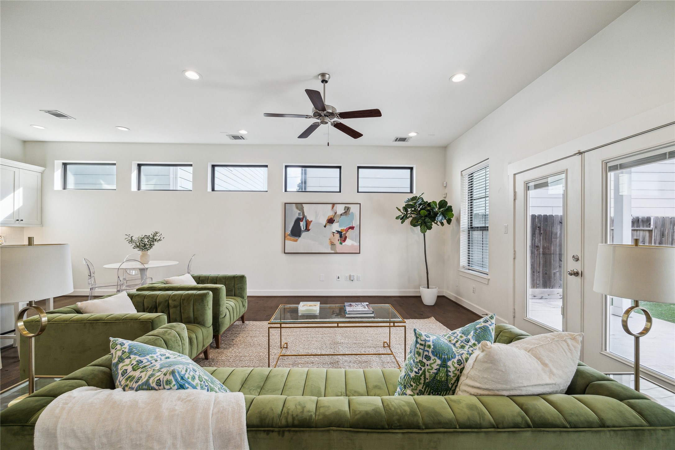 5903 Petty Street F , Houston, TX, 77007 | 49512366 | Realty Texas LLC