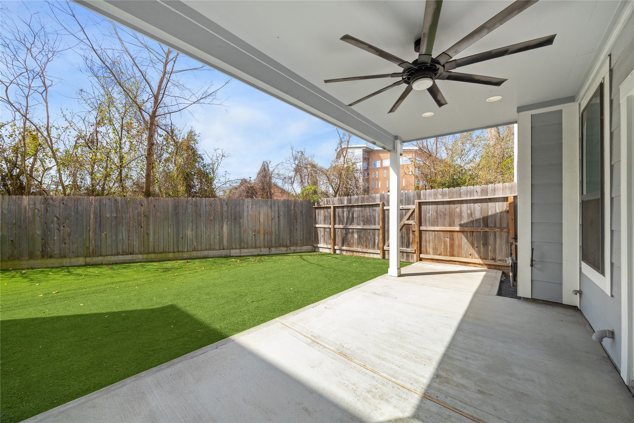 5903 Petty Street F , Houston, TX, 77007 | 49512366 | Realty Texas LLC